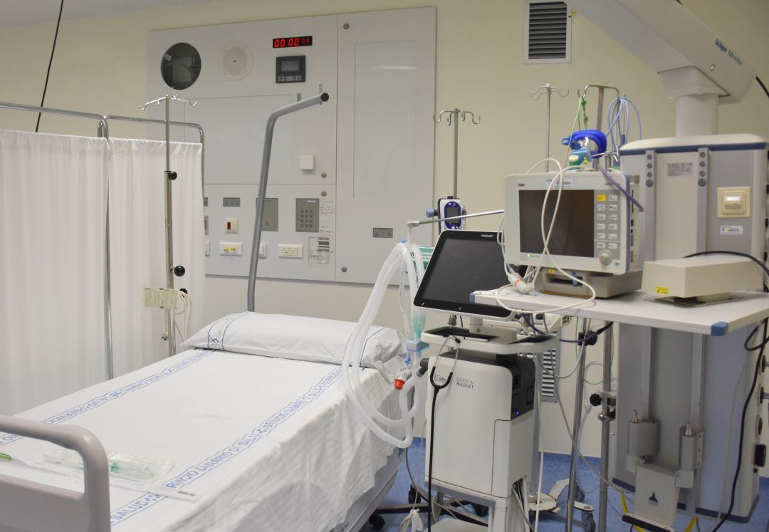 Una de las camas del hospital doctor José Molina Orosa de Arrecife, en Lanzarote.