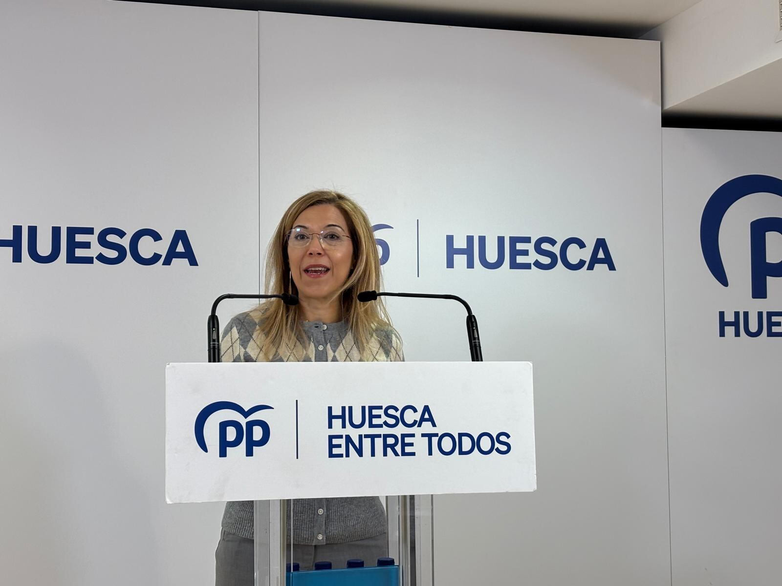 Ana Alós en la presentación del Plan Nacional de Vivienda en Huesca