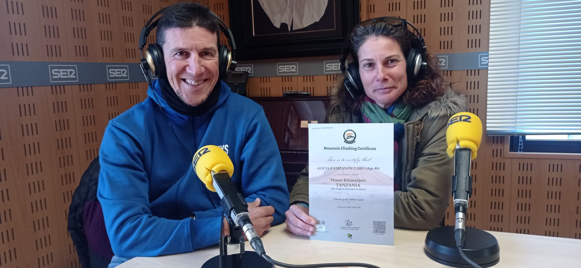 Juan Antonio Perera y Alicia Campanón, en la SER tras subir al Monte Kilimanjaro.