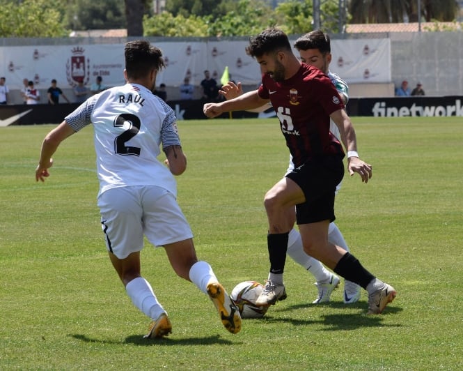 Ángel Sánchez, durante un partido ante el Recreativo Granada de la temporada pasada / CD Eldense