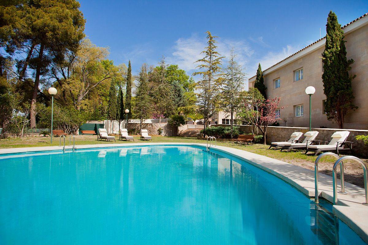 Zona de piscina del hotel