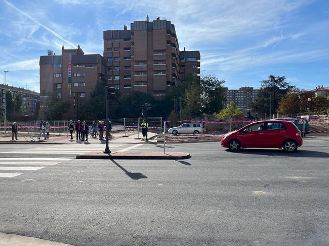 Abierto al tráfico rodado y peatonal parte del nudo de Vara de Rey