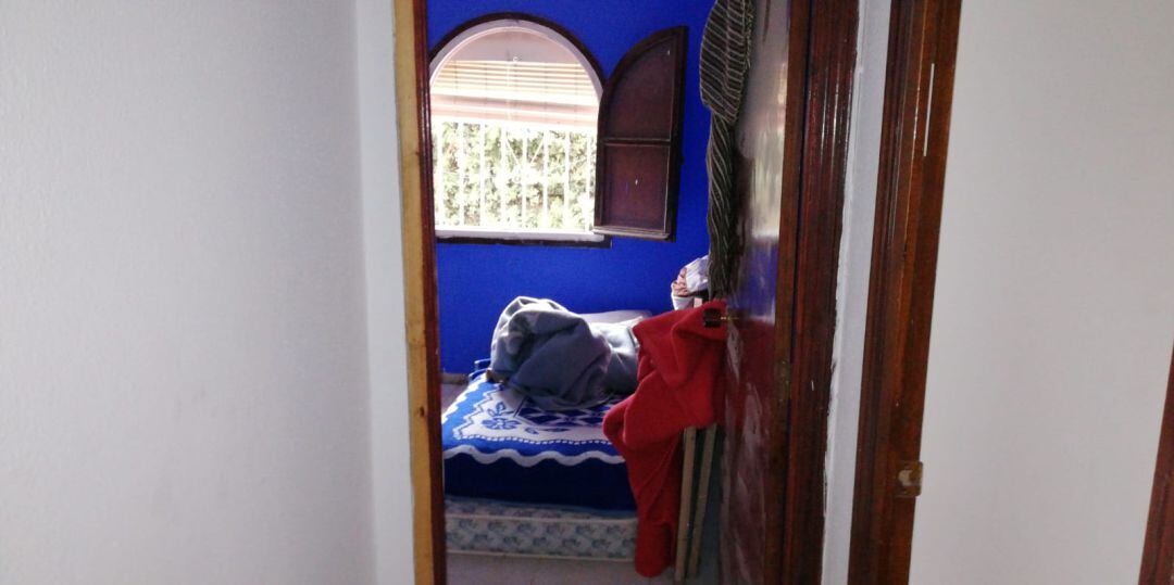 Habitación donde estaba secuestrado el menor inmigrante
