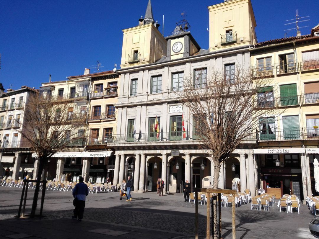 Fachada del Ayuntamiento de Segovia. Foto Archivo