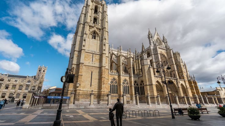 El alcalde de León asume que el confinamiento de la ciudad "es una cuestión de responsabilidad"
