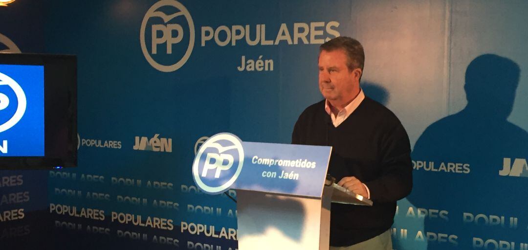 Miguel Ángel García Anguita durante una rueda de prensa.