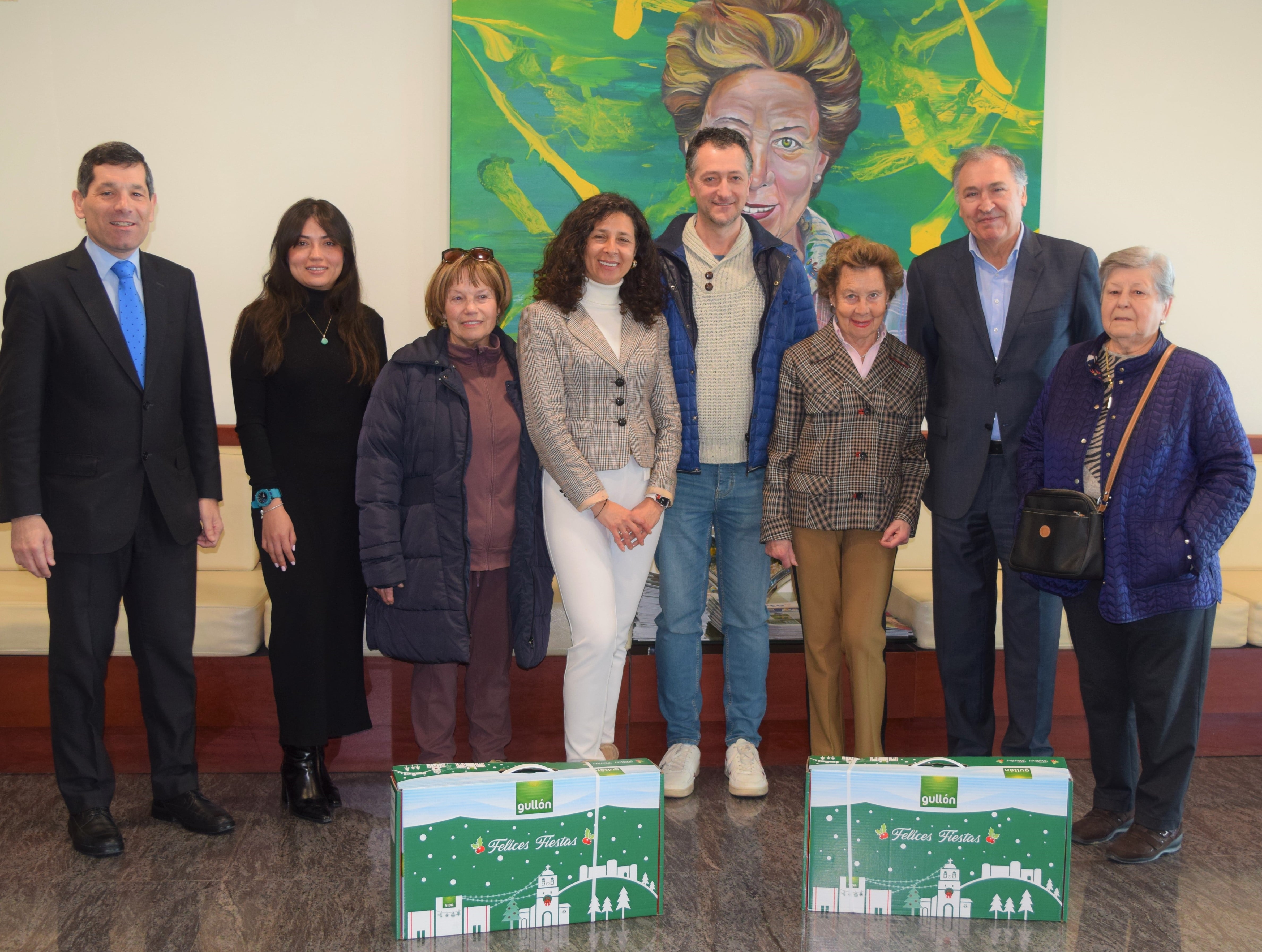 Galletas Gullón dona 18 cestas de Navidad a Cáritas de Aguilar de Campoo