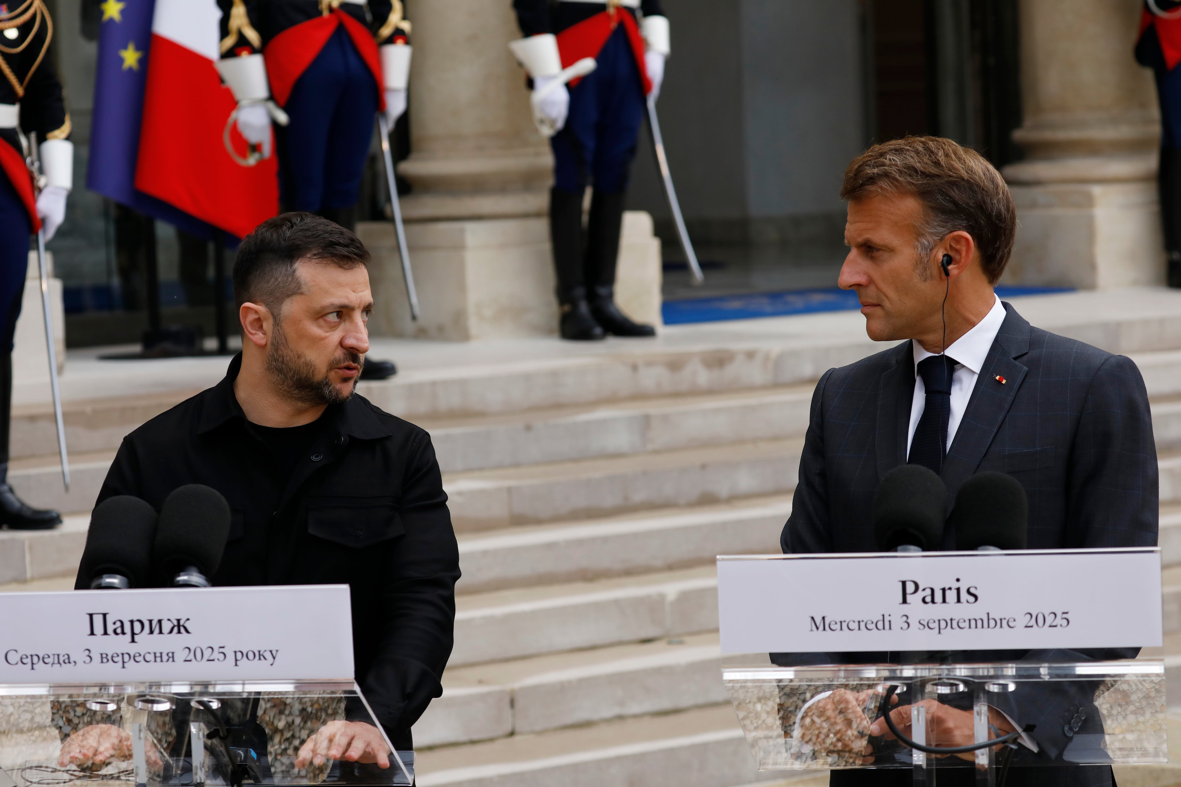 Volodimir Zelenski junto al presidente francés Emmanuel Macron esta semana en París