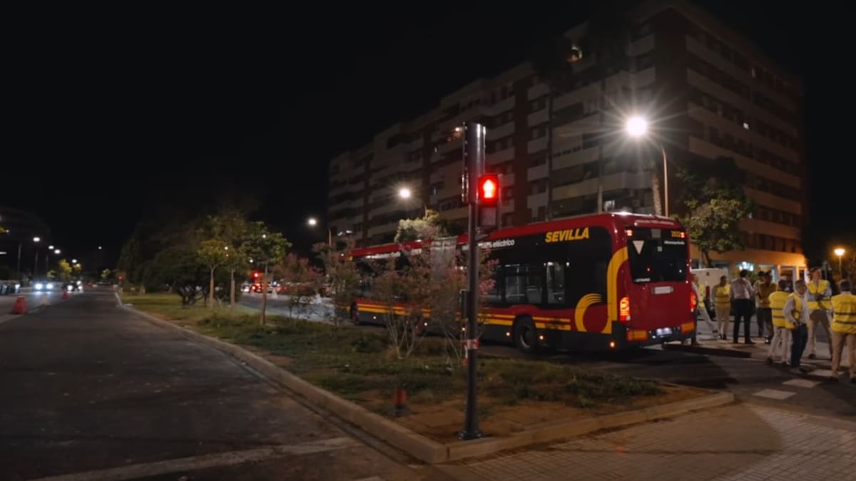 José Luis Sanz: "Grandes obras como la del tranvibús se tienen que adaptar a los tiempos de Sevilla"