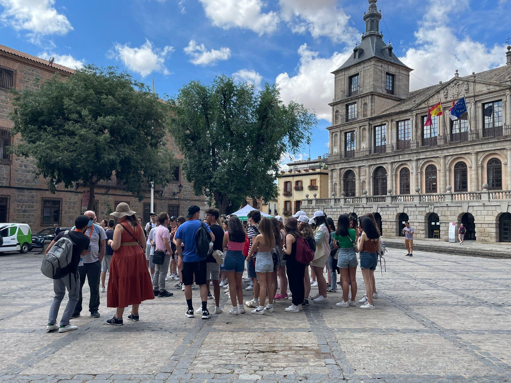 Un grupo de turistas en Toledo