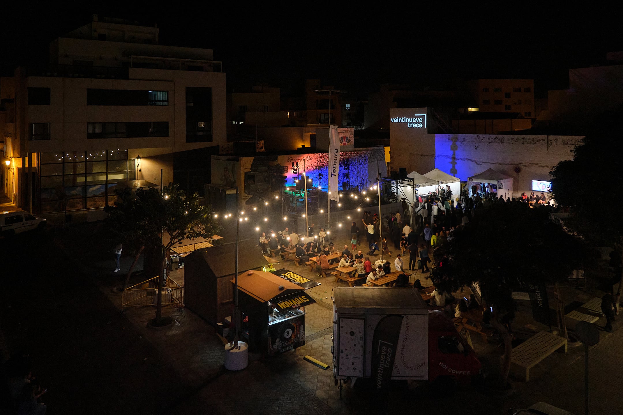 Clausura del festival &#039;Veintinueve Trece&#039; en la plaza del Almacén, en Arrecife de Lanzarote.