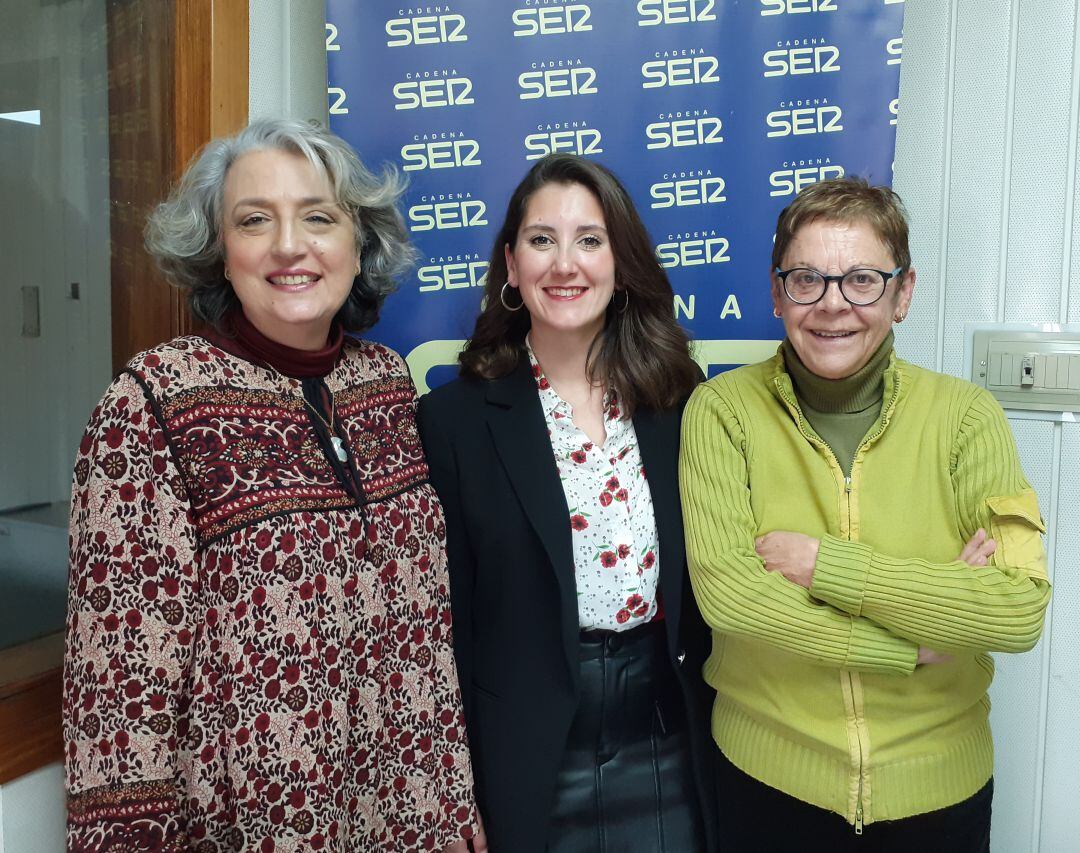 Isabel Padilla, Myriam Martínez y Mercedes Rueda.