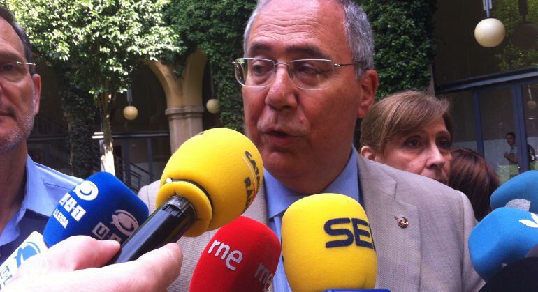 Roberto Fernádez, avui en roda de premsa