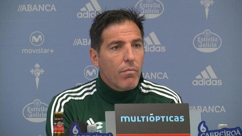 Berizzo tira del filial para completar la convocatoria de Copa del Rey