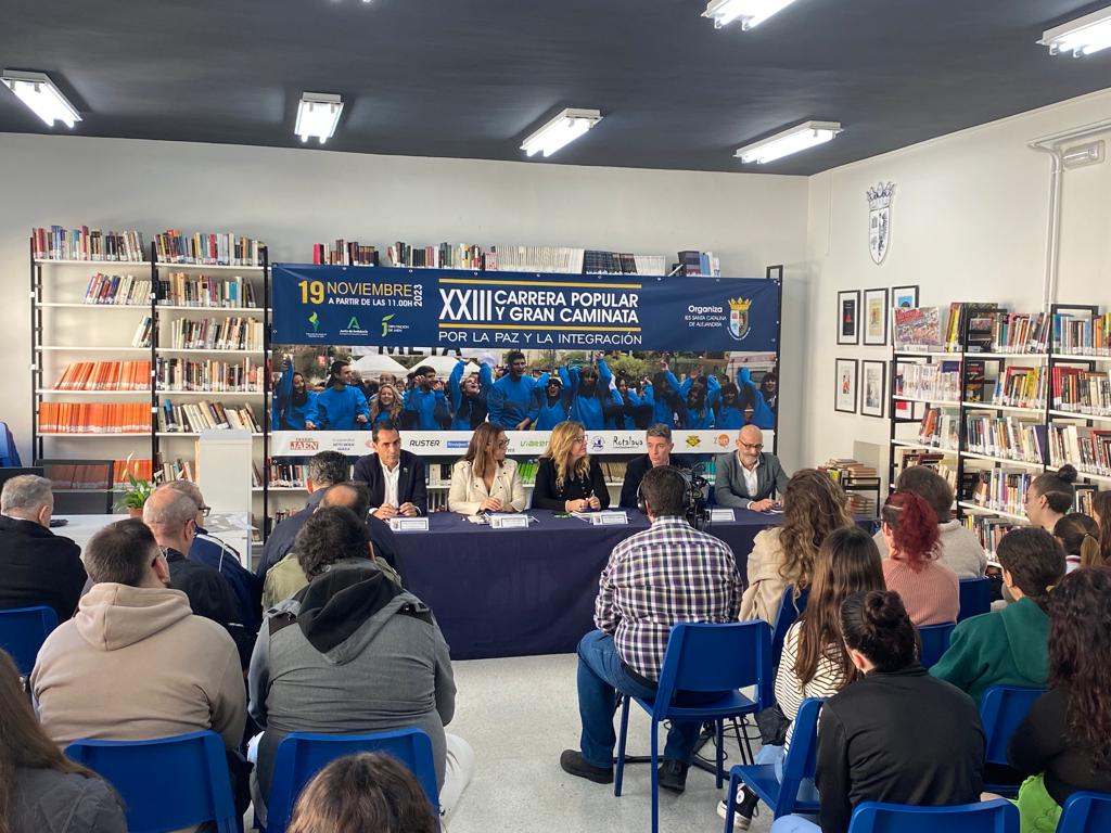 Presentación de la Carrera Popular y Gran Caminata por la Paz y la Integración.