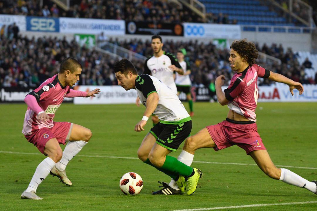 Lombardo, frente a Fer y Luis Alberto