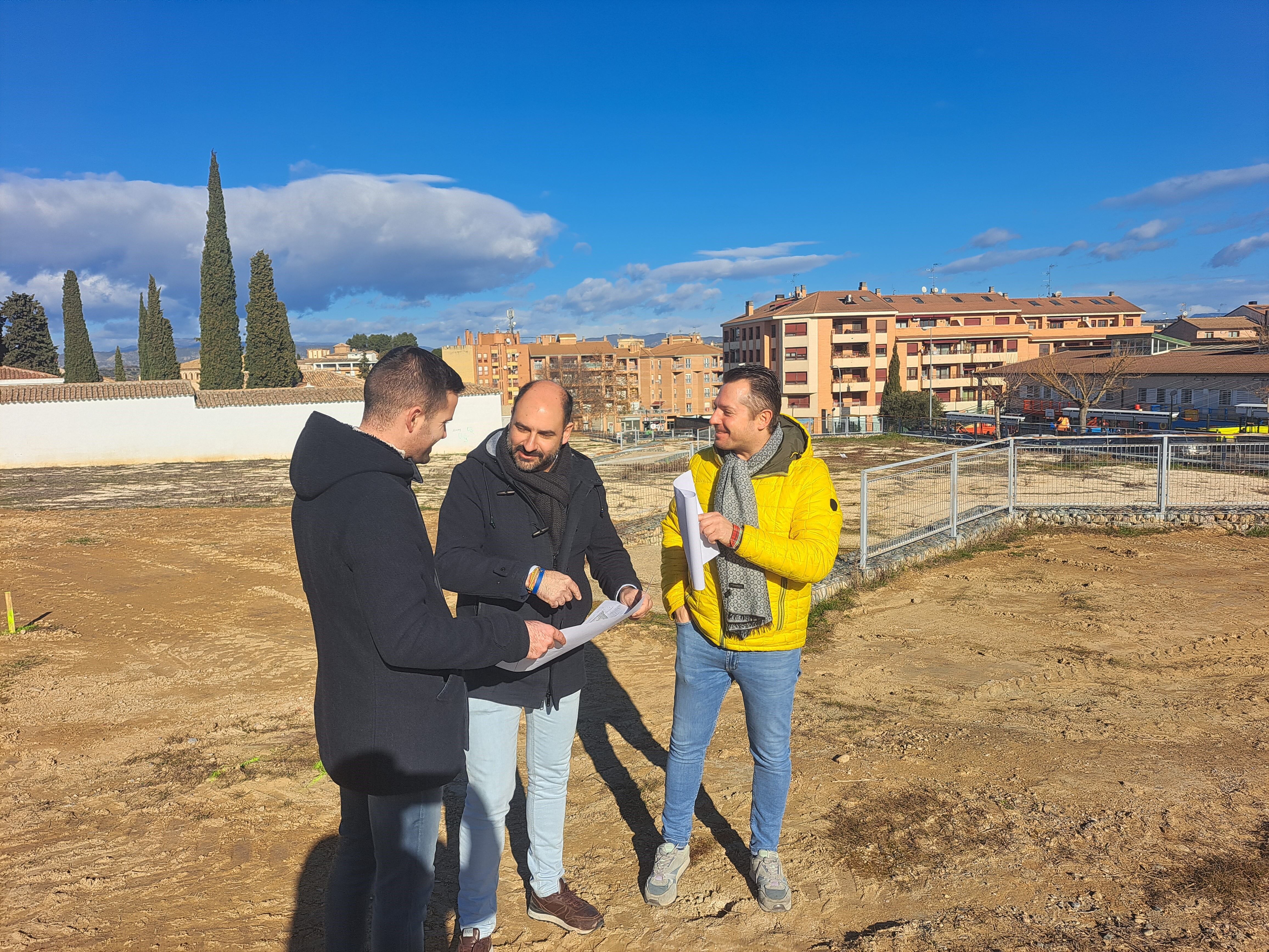 Javier Garcés, Fernando Torres y Lorenzo Borruel han visitado las obras. Foto: Ayto. de Barbastro