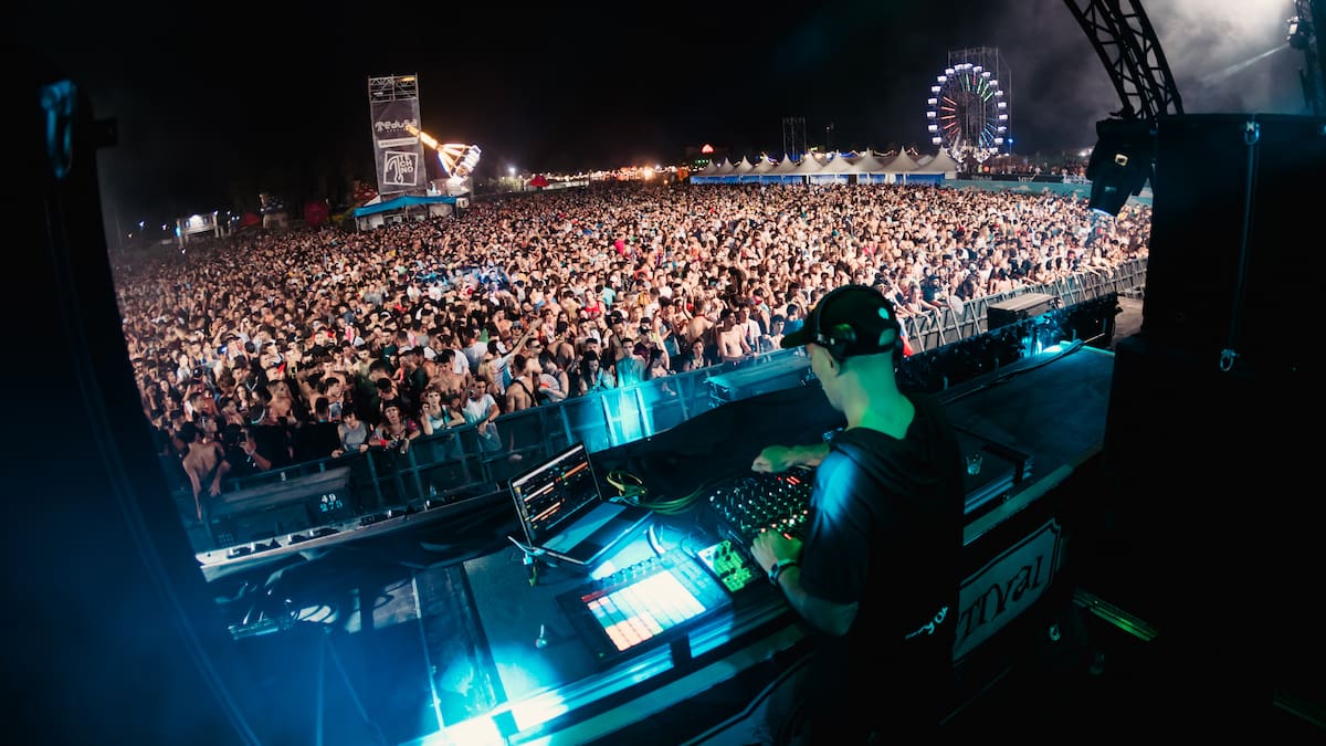 FACUA denuncia al Medusa Festival por cobrar la devolución del dinero de las pulseras de pago que impuso a los asistentes