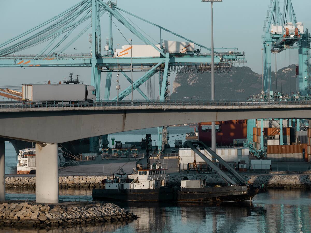 El puerto de Algeciras continúa implementando mejoras para agilizar la entrada y salida de camiones