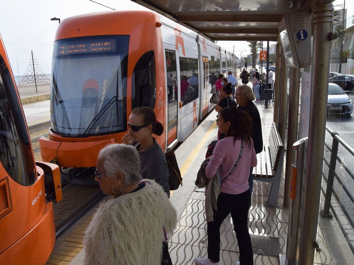 Comienzan este viernes 13 los paros intermitentes del TRAM de Alicante, que durarán hasta el próximo día 26
