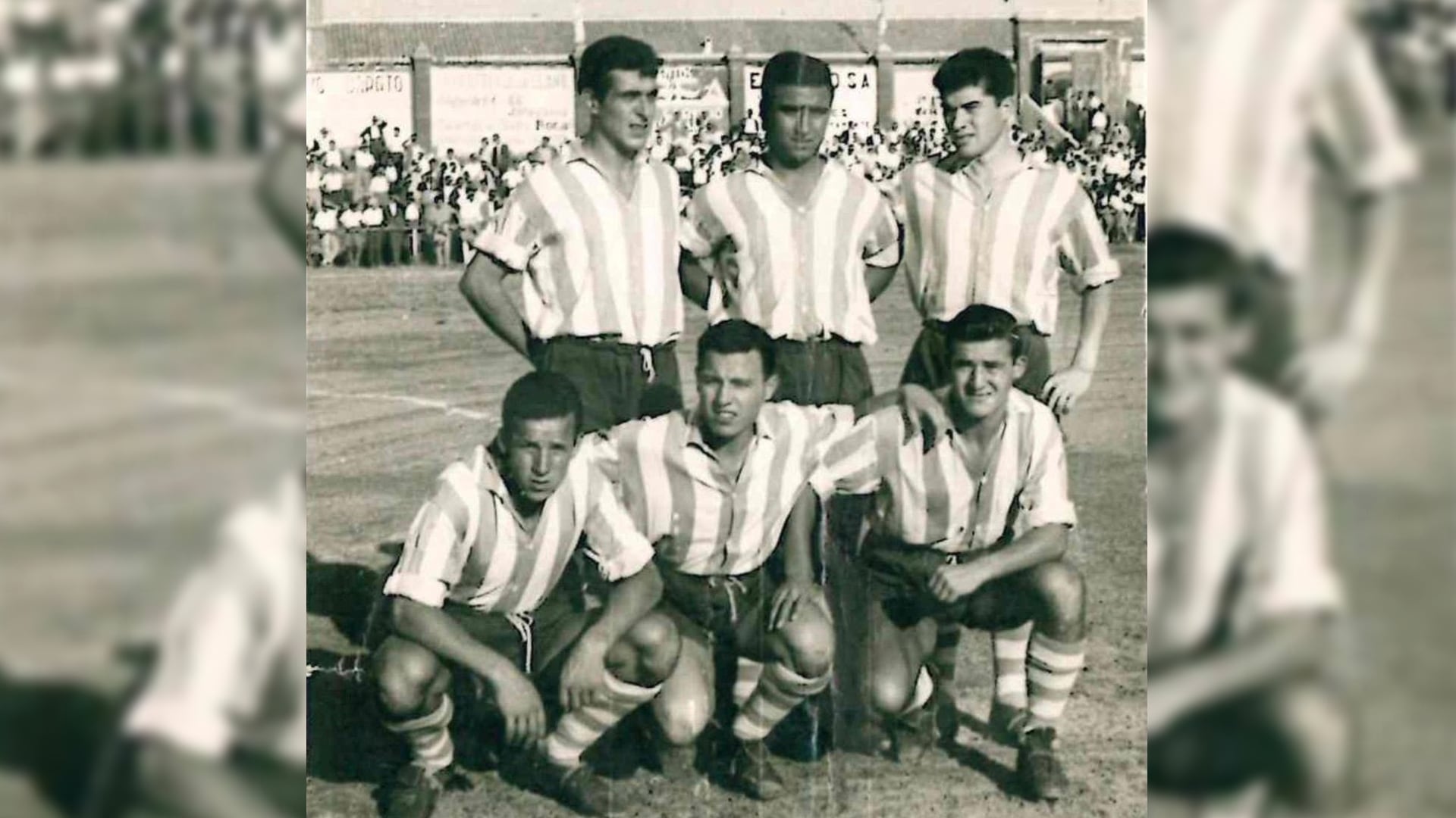 Antonio González Álvarez, “Chuzo” junto a otros jugadores del Antequerano