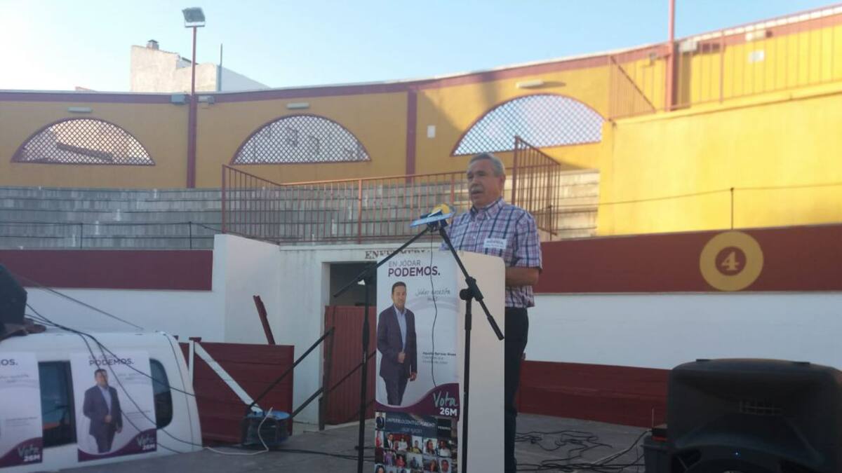 Angulo, "Podemos ha puesto toda la carne en el asador para una candidatura de unidad"