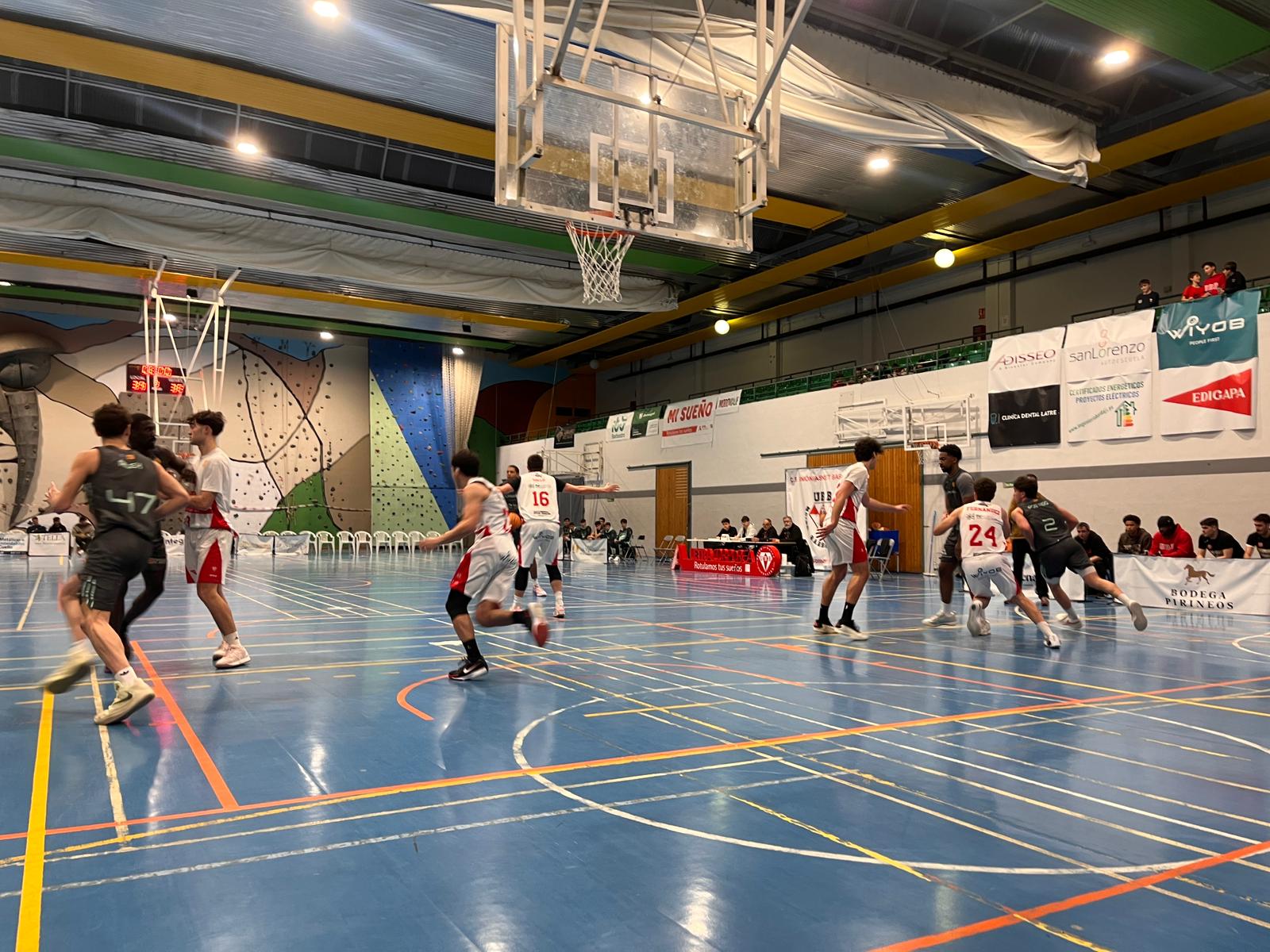 El derbi aragonés fue emocionante con un final ajustado (66-65)