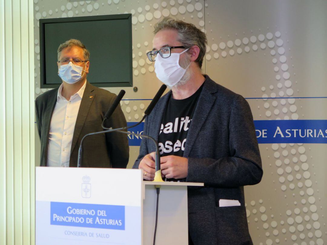 El director general de Salud Pública, Rafael Cofiño, durante la rueda de prensa.