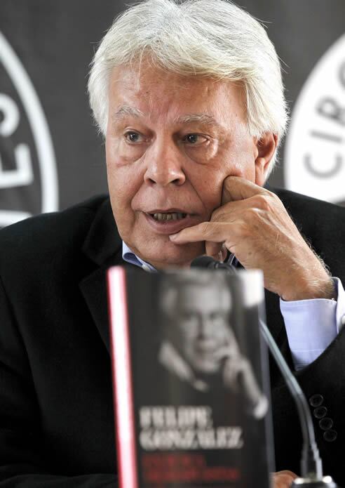 El expresidente del Gobierno Felipe González, durante la presentación de su libro &#039;En busca de respuestas. El liderazgo en tiempos de crisis&#039;