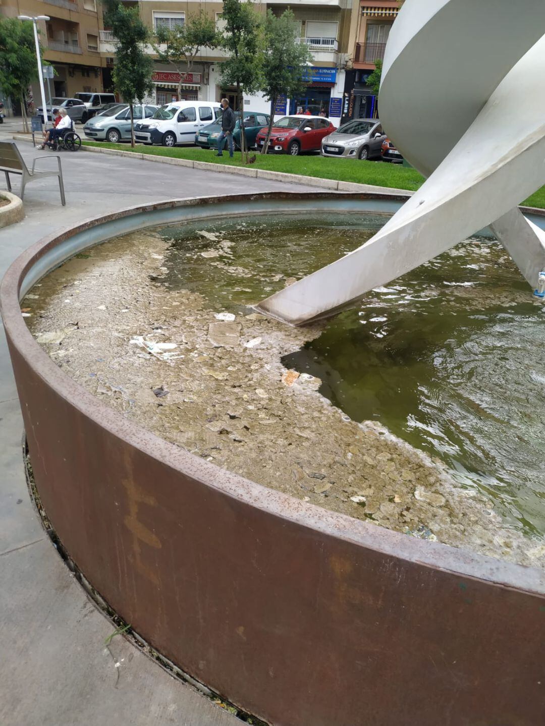 Fuente de la Plaza de España en Gandia 