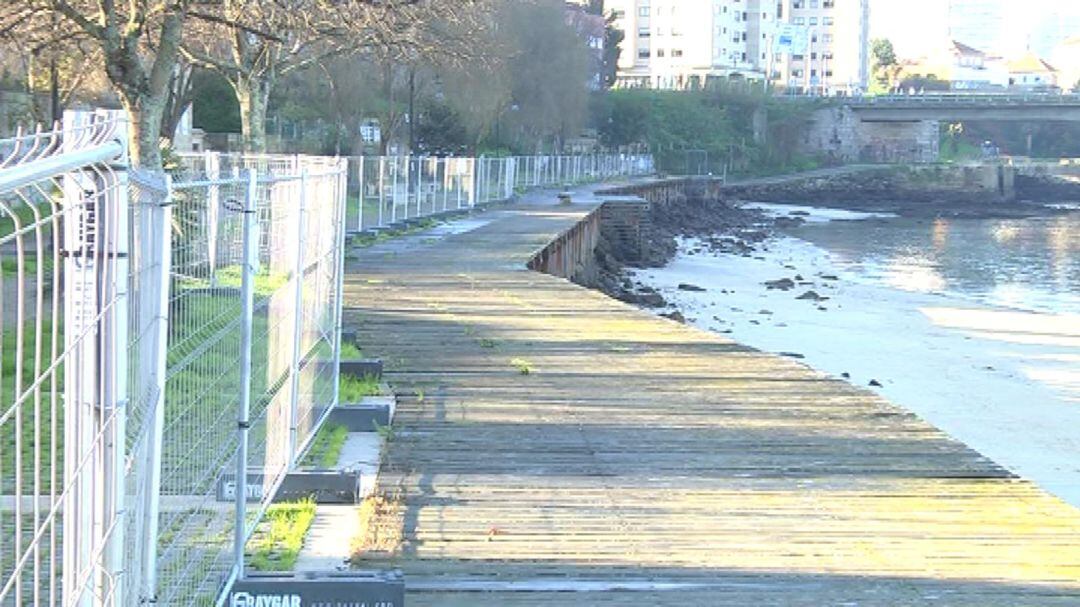 El paseo de Bouzas, actualmente vallado 