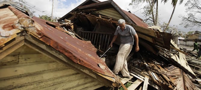 Sandy ha dejado once fallecidos y numerosos destrozos a su paso por Cuba.