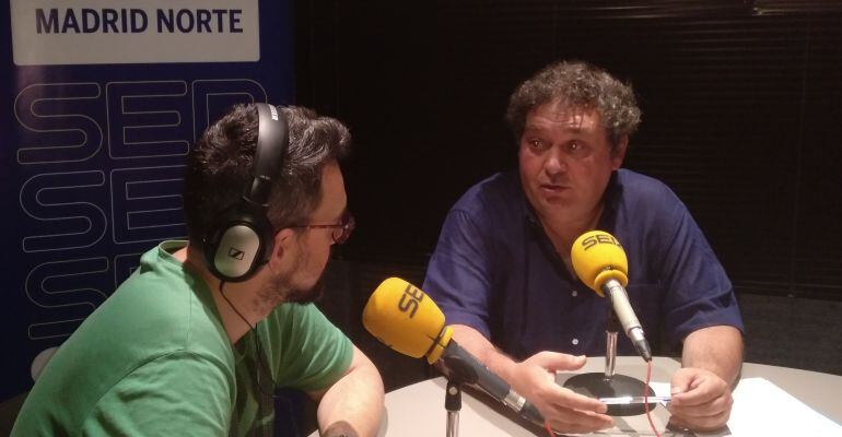 Mariano Martín, portavoz Ganemos Colmenar Viejo en los estudios de Hoy por Hoy Madrid Norte