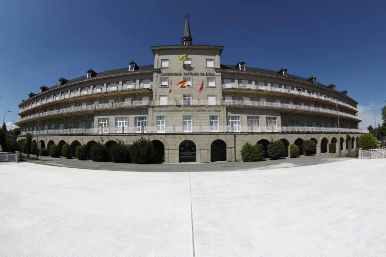 El edificio se inauguró en 1956