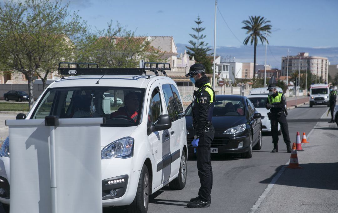 Controles de la Policía Local de Gandia