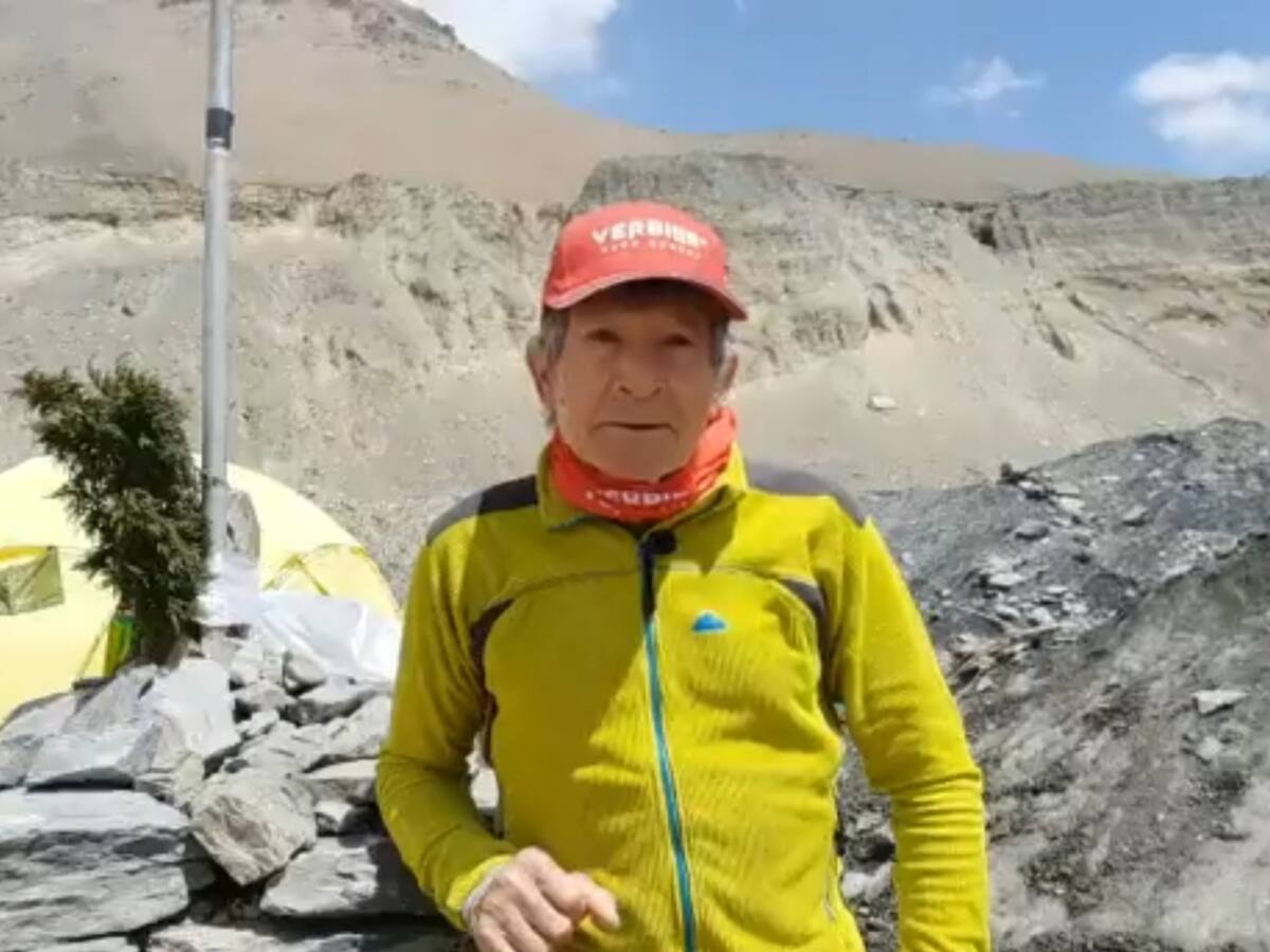 Carlos Soria. Campo Base Dhaulagiri