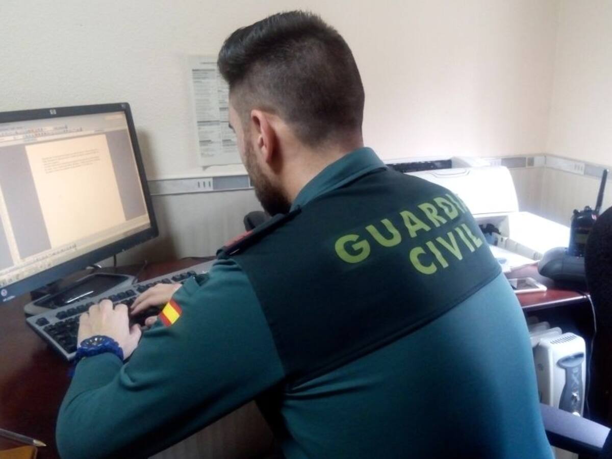 Detenidas 6 personas de una misma familia acusadas de 45 delitos