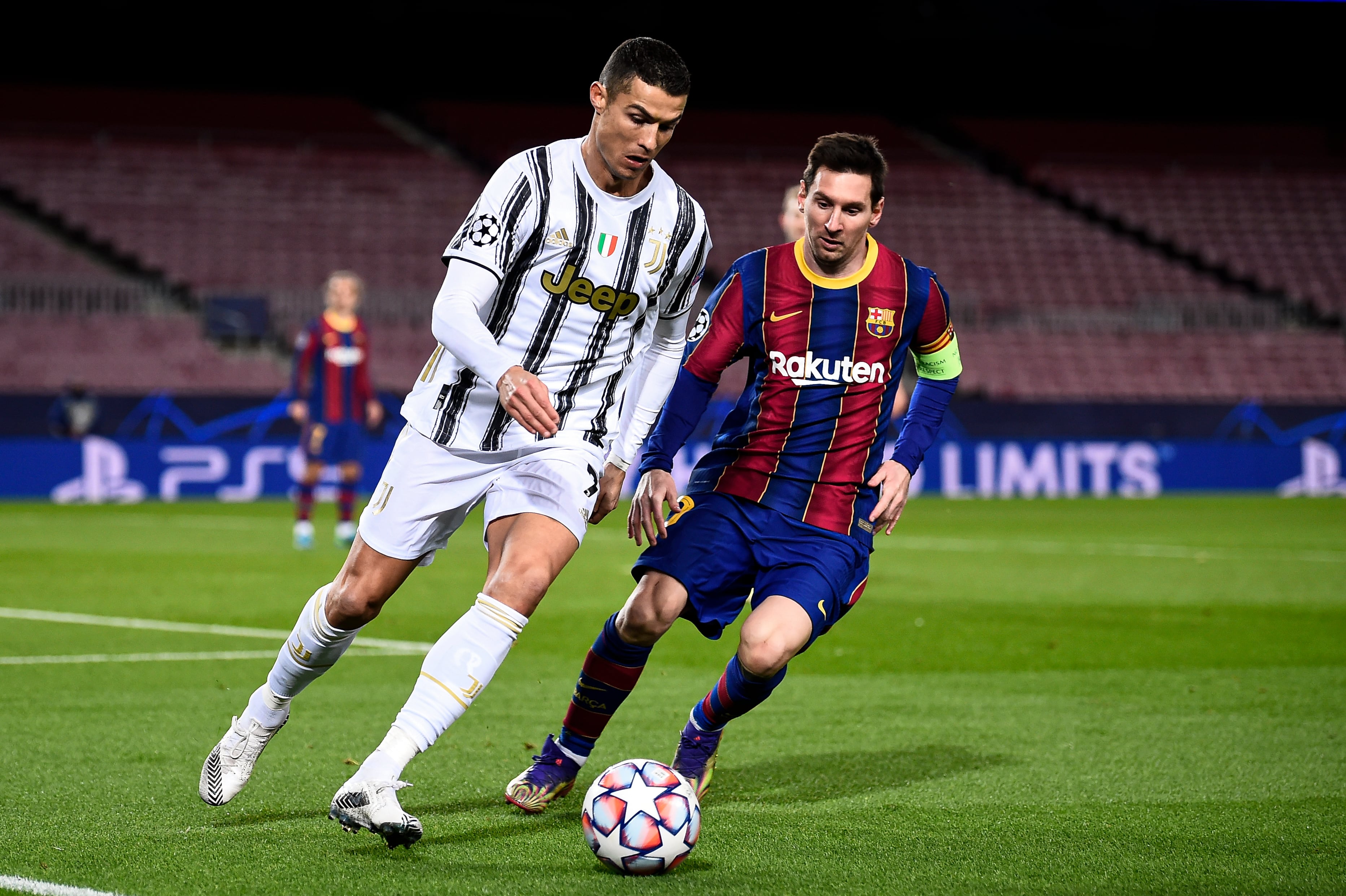 Cristiano Ronaldo con la Juventus FC ante Leo Messi en FC Barcelona. (Photo by Nicolò Campo/LightRocket via Getty Images)