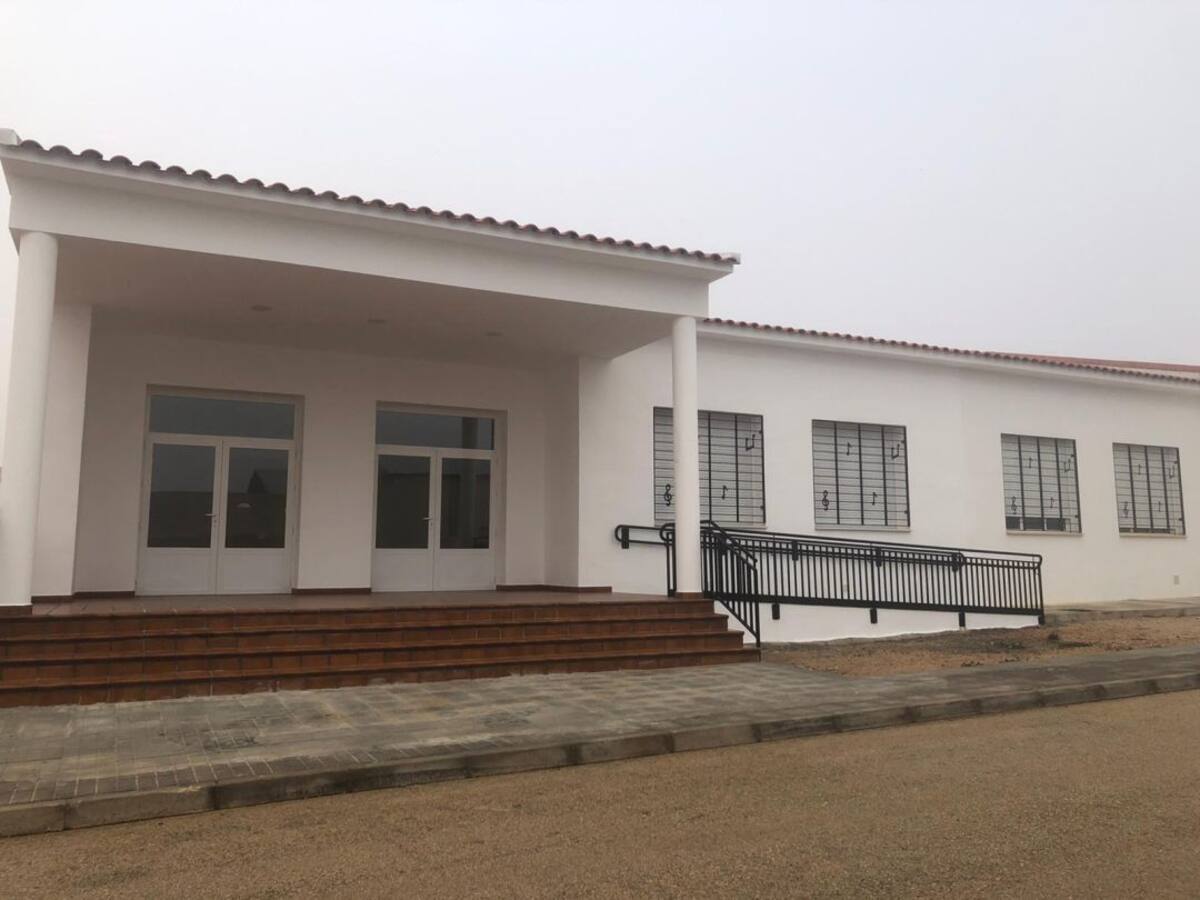 Se firma la recepción de las obras de ampliación del Conservatorio de música de Mota del Cuervo