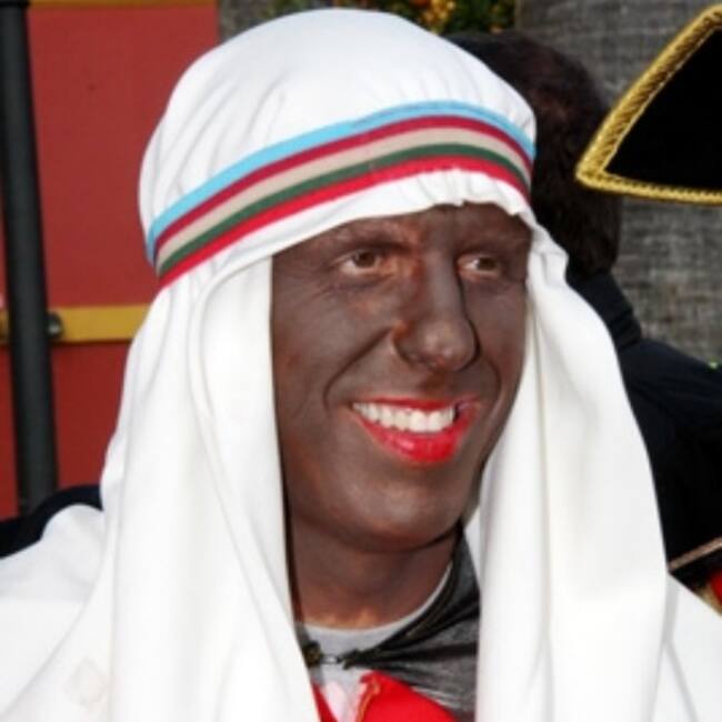 El torero, caracterizado como Cartero Real.