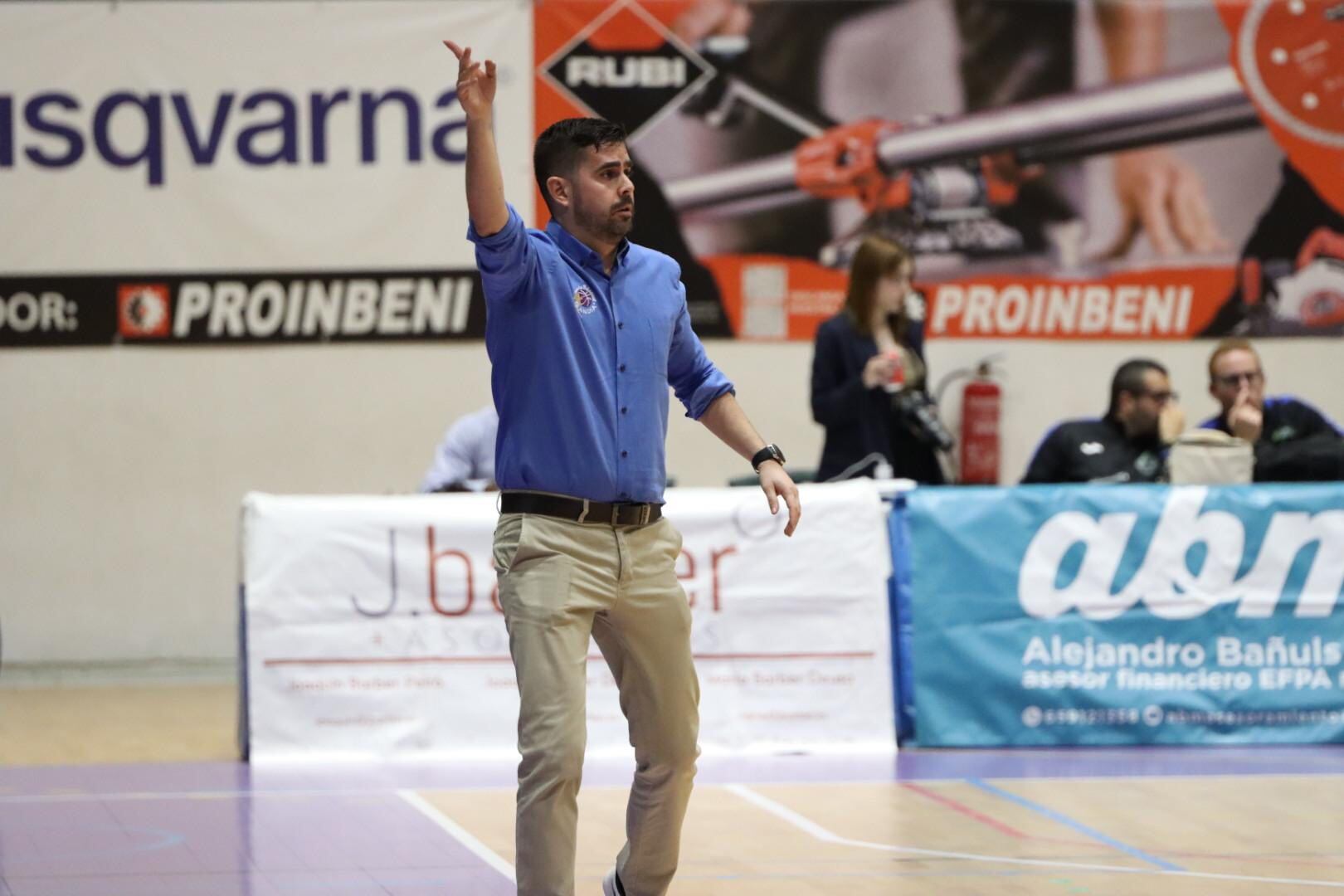 Alejandro Mesa en el partido ante el Albacete Basket./UPB Gandia