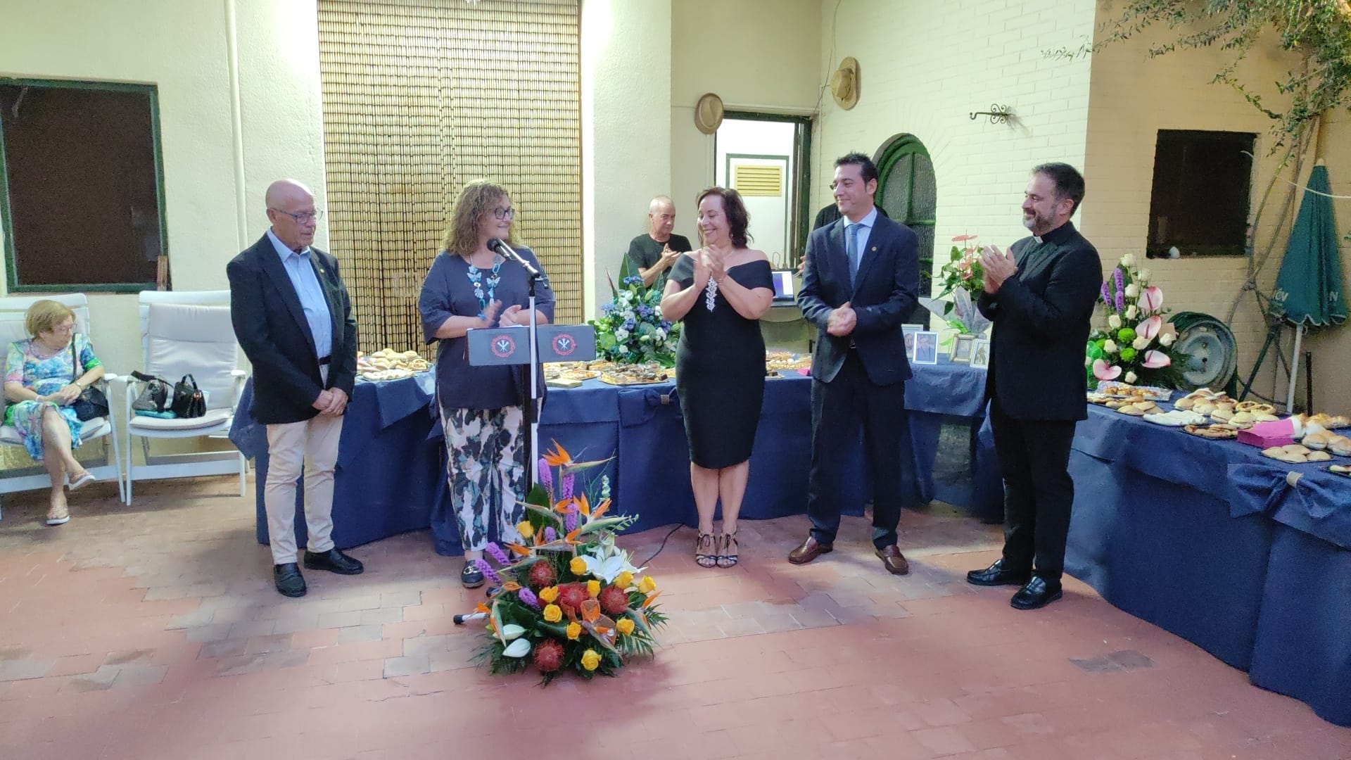 Acto de presentación de la Camarera de la Hermandad del Cristo de las Angustias, de Gandia, Amparo Morant Barber