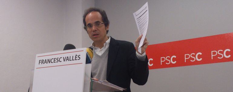 Francesc Vallès, alcaldable del PSC, a la seu del partit.