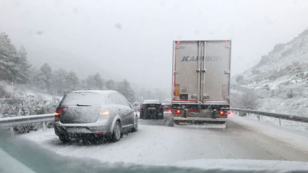 Explicamos por qué quedaron atrapados decenas de conductores en la A-92