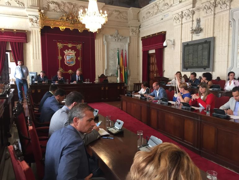 Pleno extraordinario sobre el Polo Digital en Tabacalera