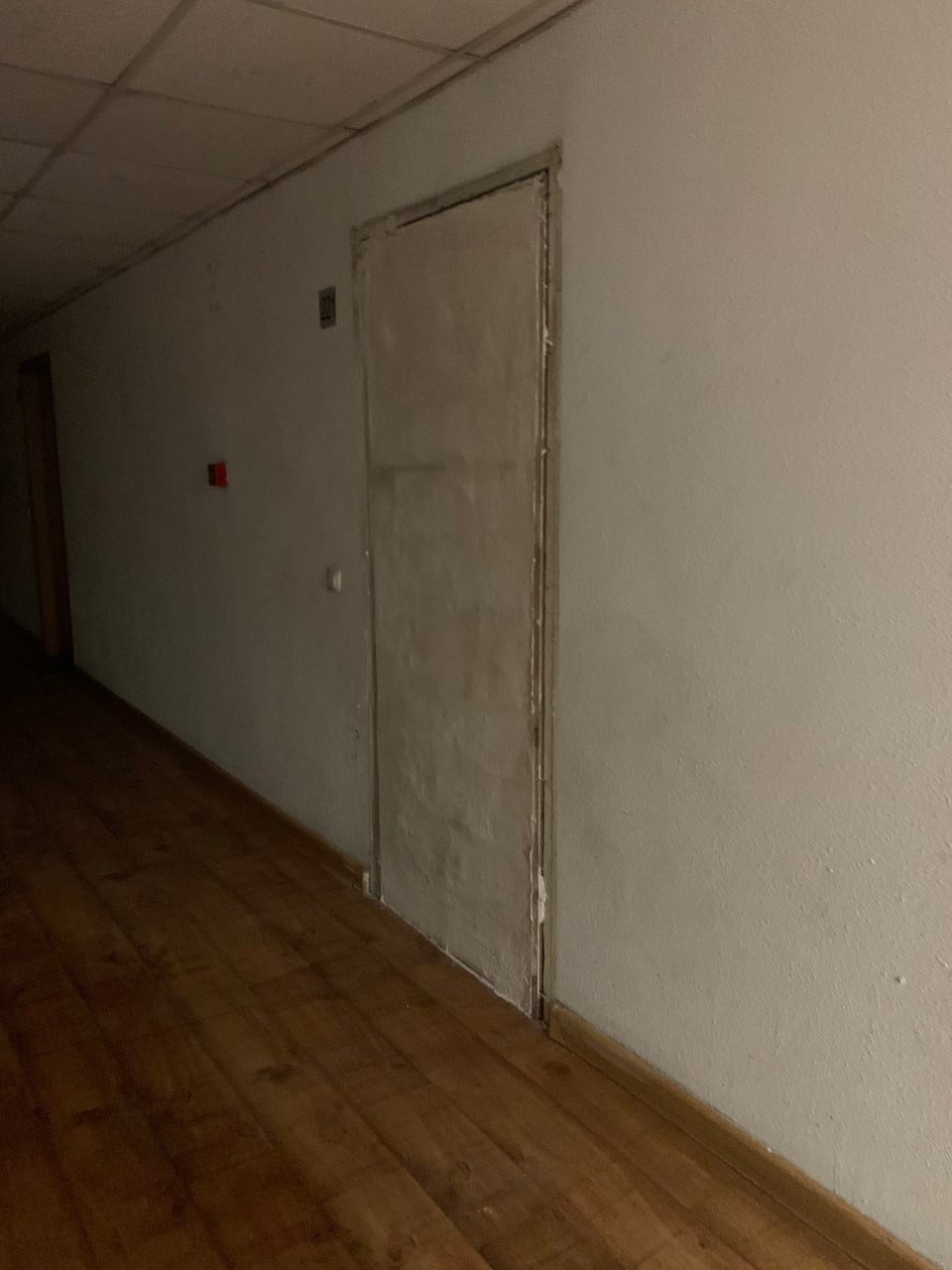 Vivienda en Cabanillas del Campo que estuvo alquilada y se tapió después para evitar ocupaciones.