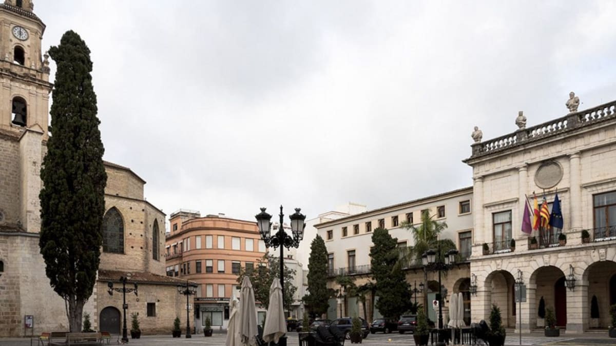 La visita de los Reyes de España a Gandia se podrá seguir desde una pantalla gigante en la plaza Mayor