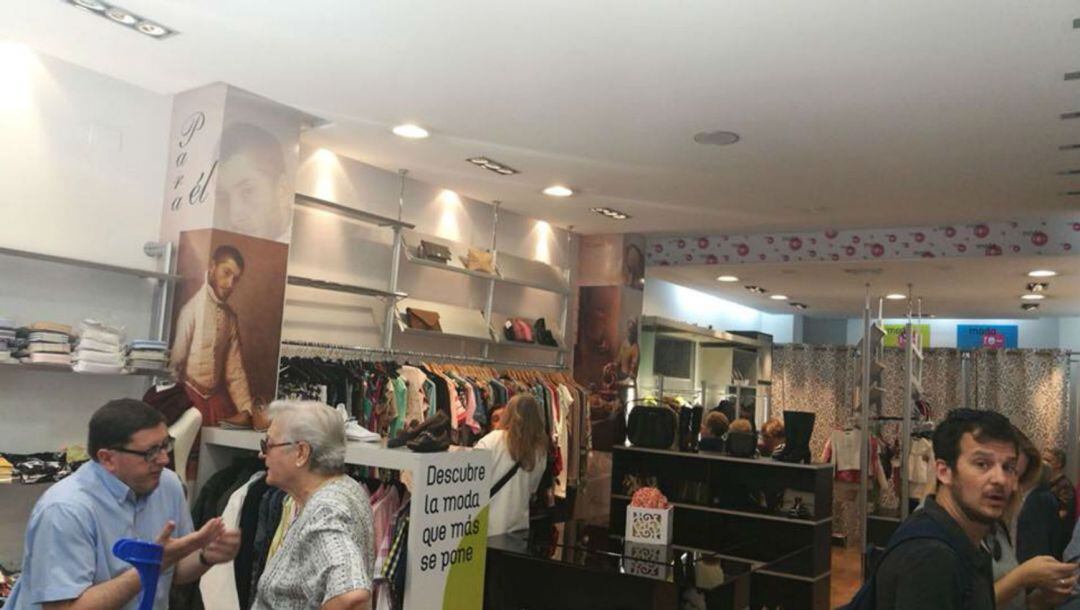 Tienda de ropa de Cáritas