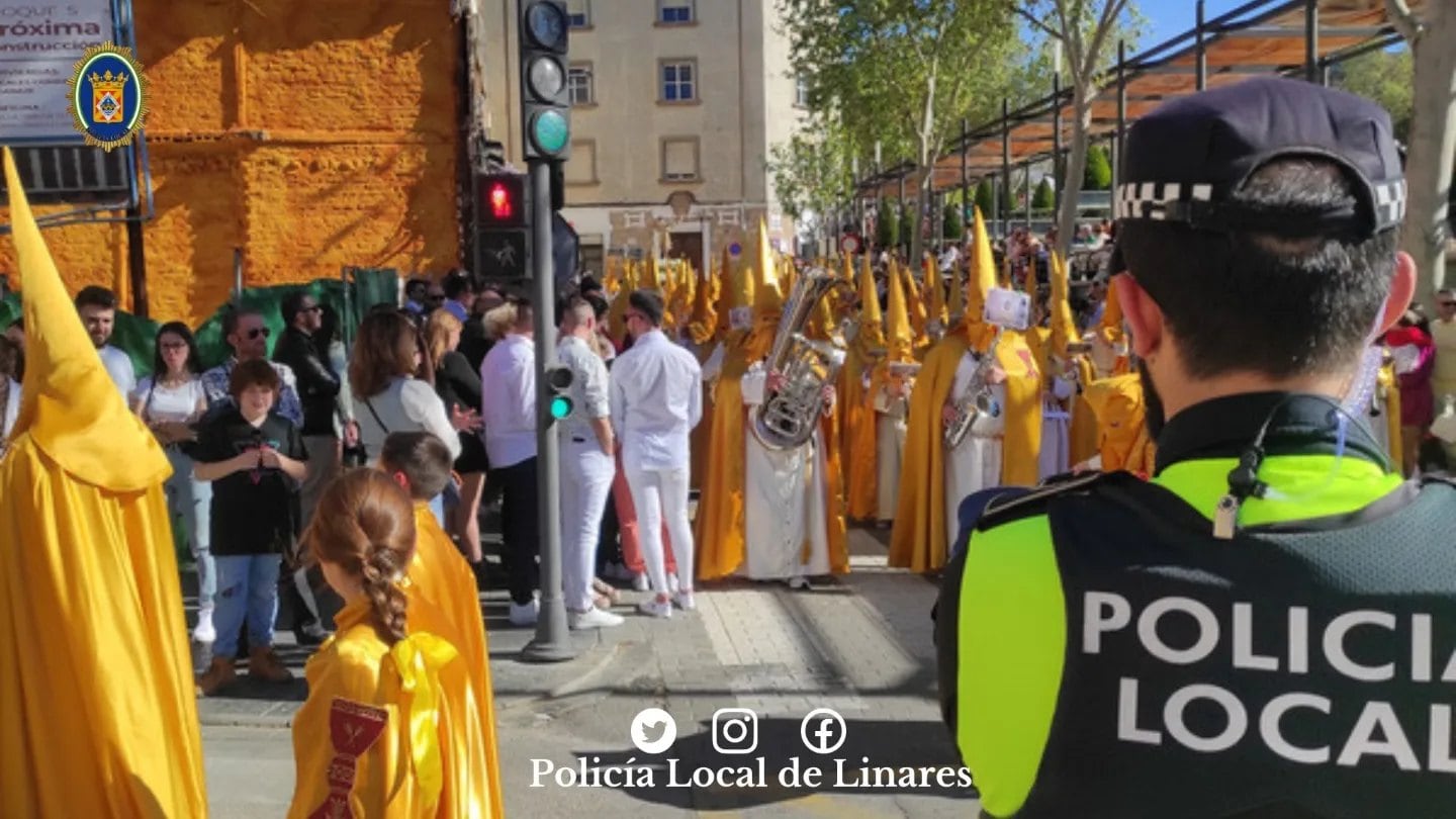 Policía Local de Linares despliega el plan especial de movilidad y tráfico para la Semana Santa