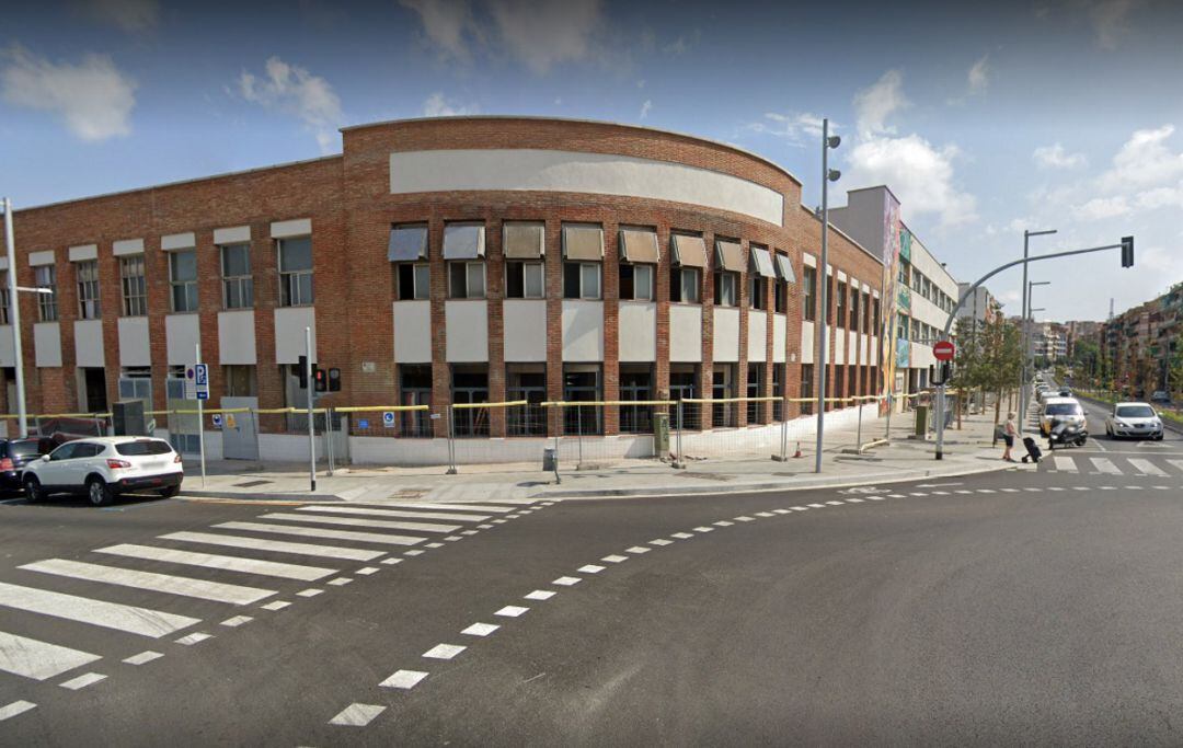 Exterior de la Ciba a Santa Coloma de Gramenet